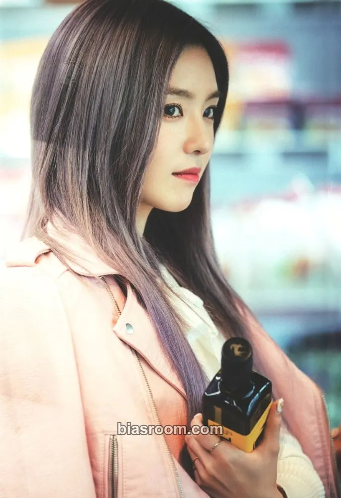 Irene 2017 Season's Greetings Photocard - Red Velvet - Red Velvet K-pop photocard