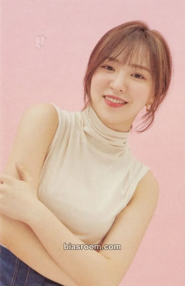 Wendy 2020 Season's Greetings Photocard - Red Velvet - Red Velvet K-pop photocard