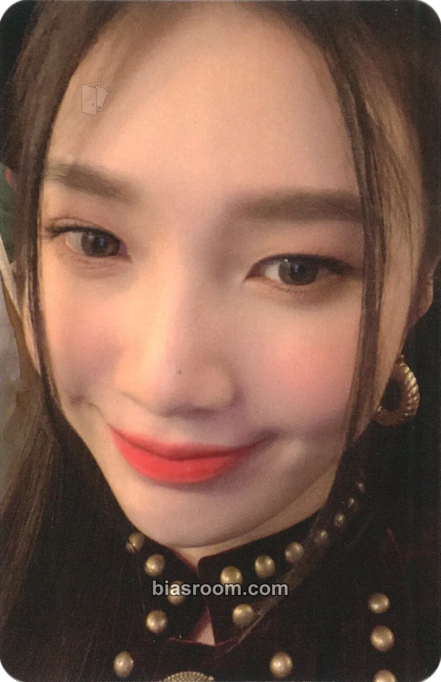 Joy 'InteRView' Vol. 7 Queendom Photocard - Red Velvet - Red Velvet K-pop photocard