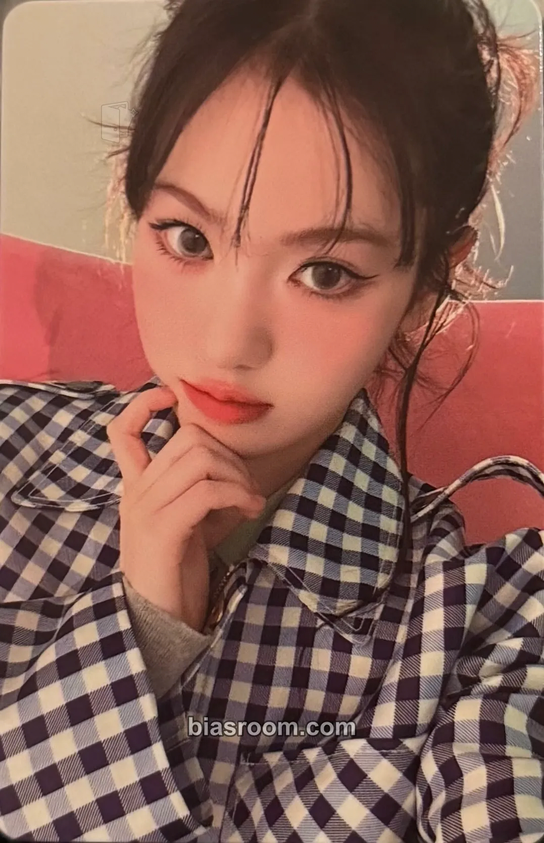 Sui UNCUT GEM Photocard - KiiiKiii - KiiiKiii K-pop photocard