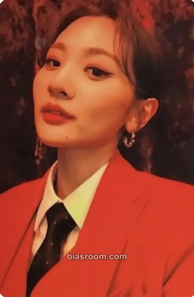 Bolbbalgan4 - Jiyoung - Filmlet Album album photocard standard version