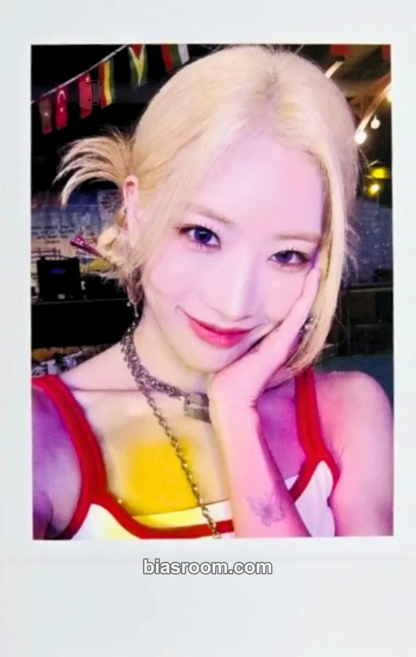 Kim Lip Dall Photocard - ARTMS - ARTMS K-pop photocard
