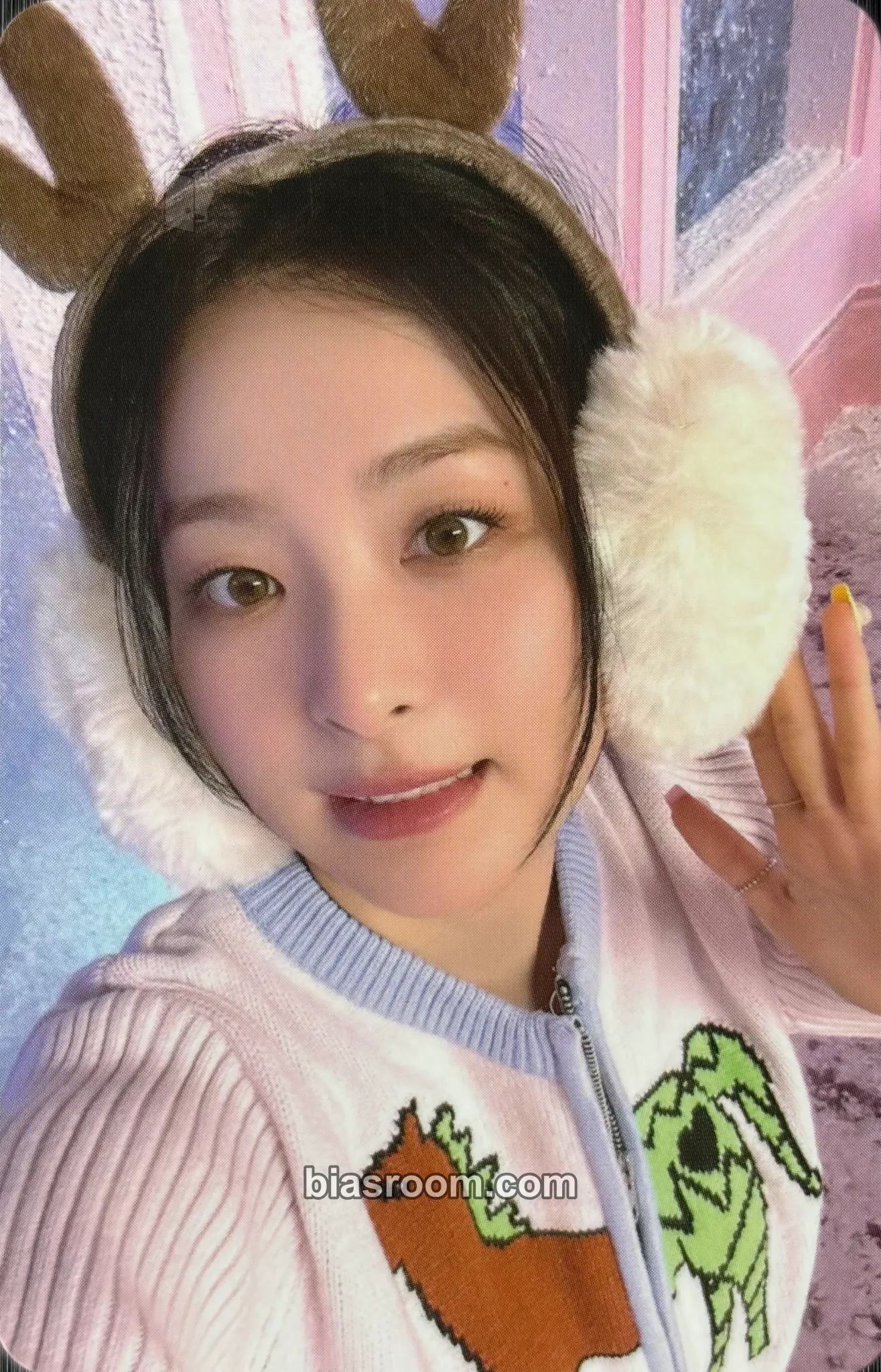 Seulgi Pink Christmas Photocard - Red Velvet - Red Velvet K-pop photocard