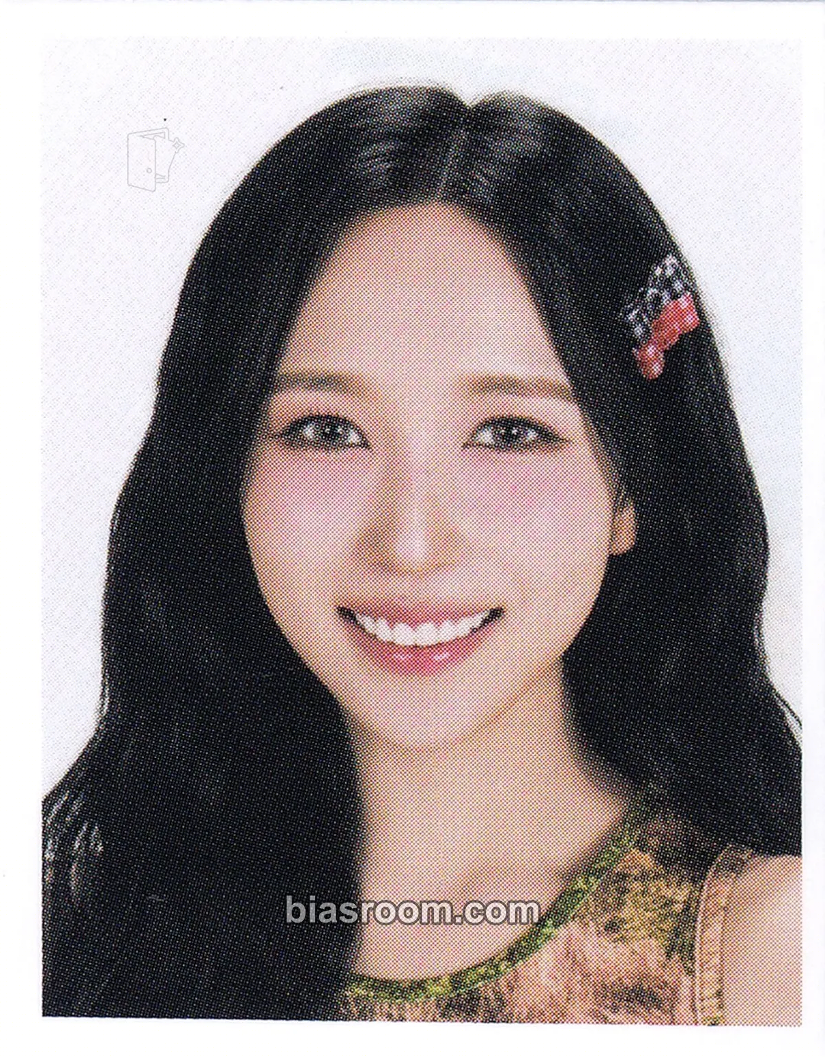 Mina 2025 Season’s Greetings: Collector Photocard - TWICE - TWICE K-pop photocard