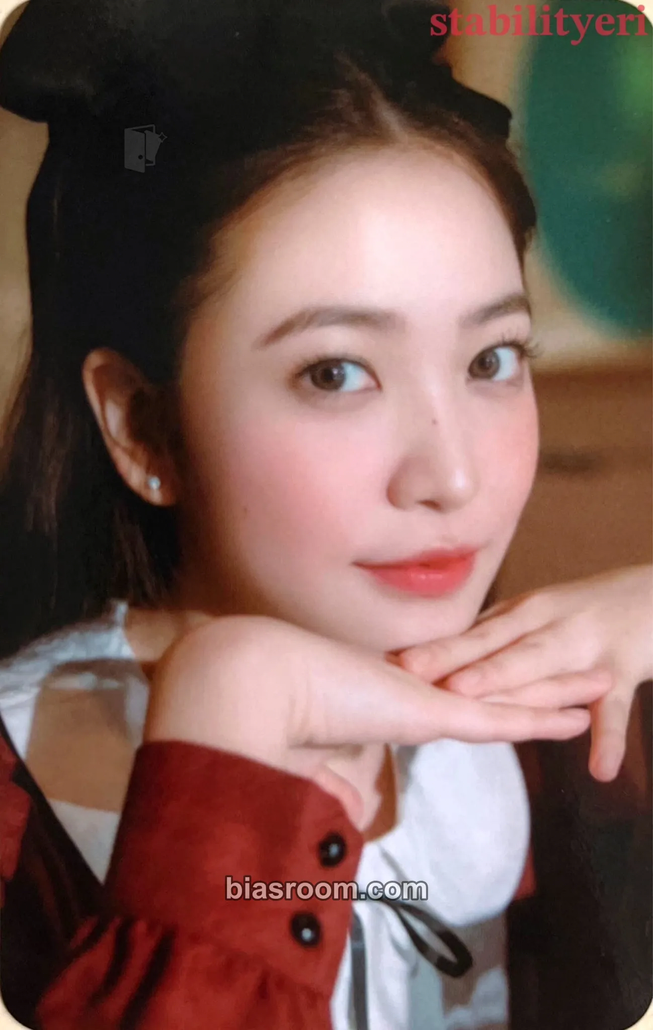 Yeri 9th Anniversary Photocard - Red Velvet - Red Velvet K-pop photocard