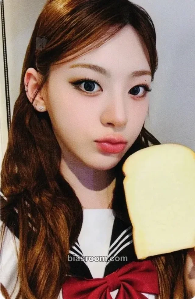 STAYC - Seeun - S Album makestar lucky draw round 1