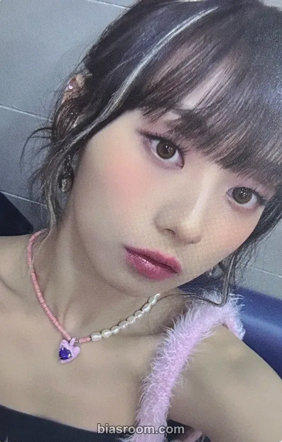 Hyeonju WE UNIS POP-UP STORE Photocard - UNIS - UNIS K-pop photocard