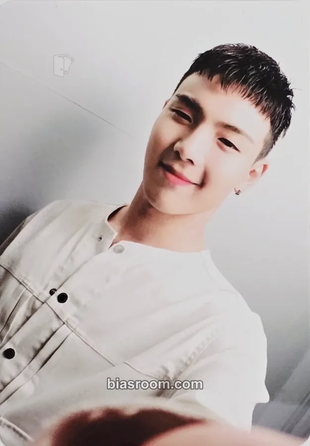 Shownu 'Monologue' The 10th Anniversary Pop-Up Store Photocard - MONSTA X - MONSTA X K-pop photocard