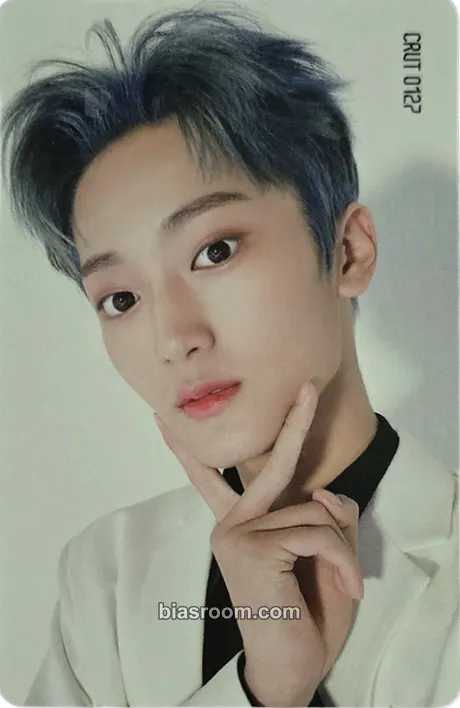 Taeyoung HIDEOUT : BE OUR VOICE - SEASON 3 Photocard - CRAVITY - CRAVITY K-pop photocard