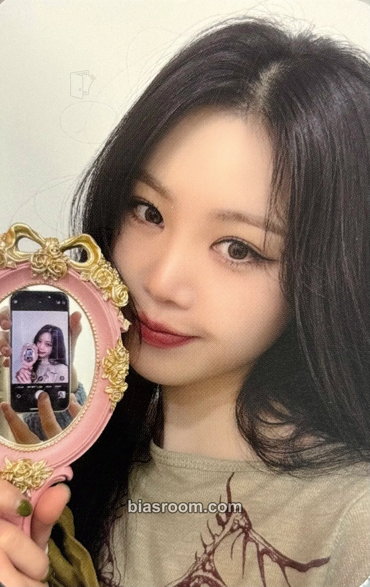 Soojin RIZZ Photocard - Soojin K-pop photocard