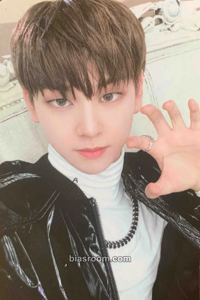 DRIPPIN - Dongyun  - Villain : The End Album album photocard