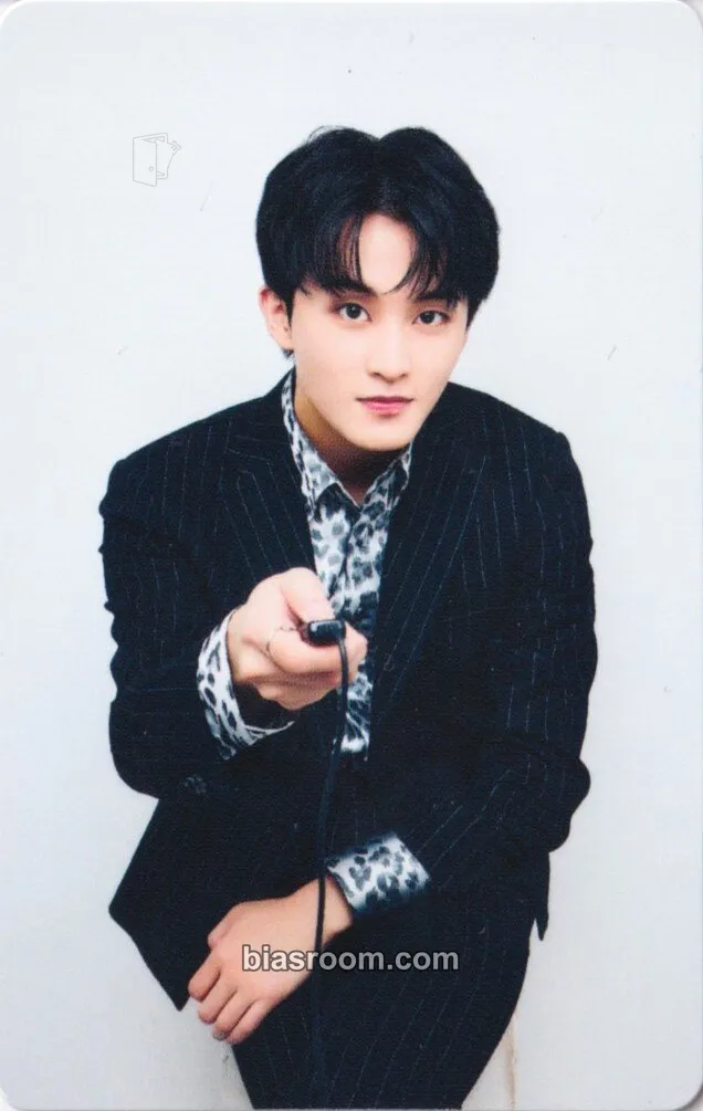 Mark Neo City: The UNITY (3rd NCT127 Tour) Photocard - NCT 127 - NCT 127 K-pop photocard