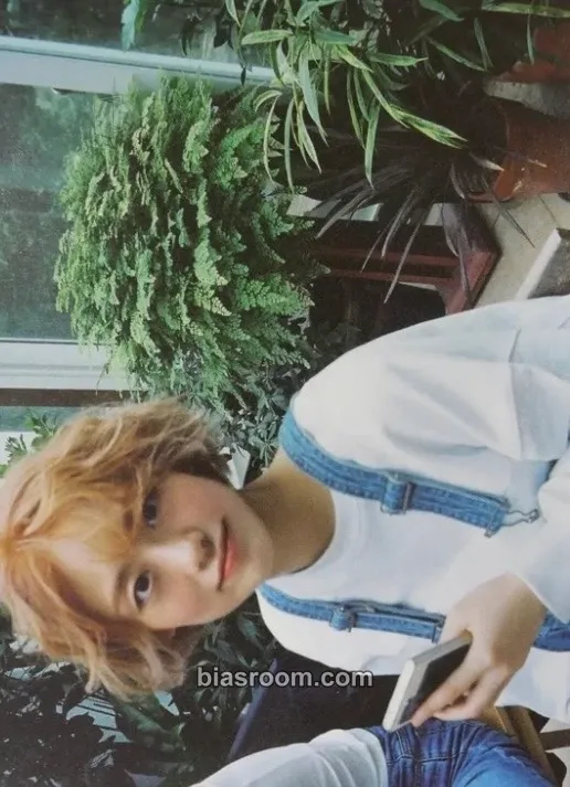 Lua I AM ME Photocard - Weki Meki - Weki Meki K-pop photocard