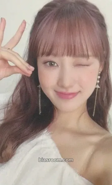 Sei I AM ME Photocard - Weki Meki - Weki Meki K-pop photocard
