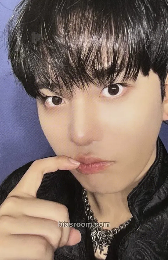 Jongho GOLDEN HOUR : Part.4 Photocard - ATEEZ - ATEEZ K-pop photocard