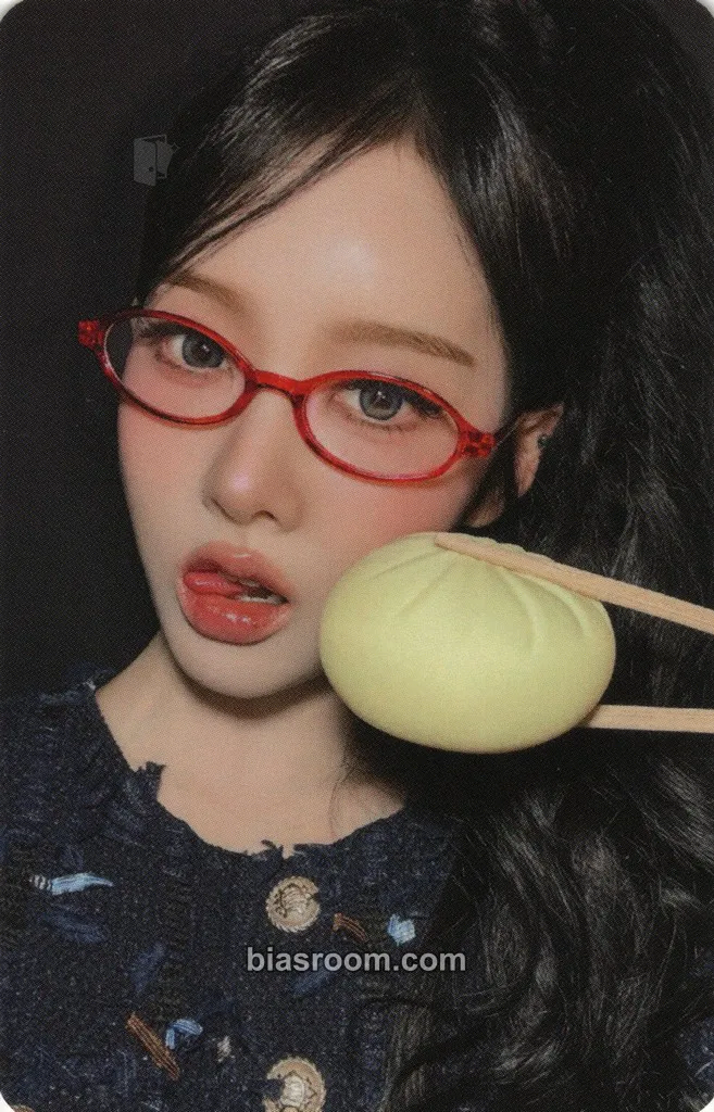Sieun I WANT IT Photocard - STAYC - STAYC K-pop photocard