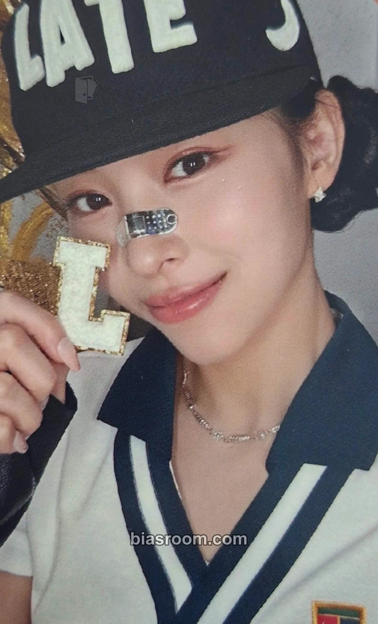 Ryujin GOLD Photocard - ITZY - ITZY K-pop photocard