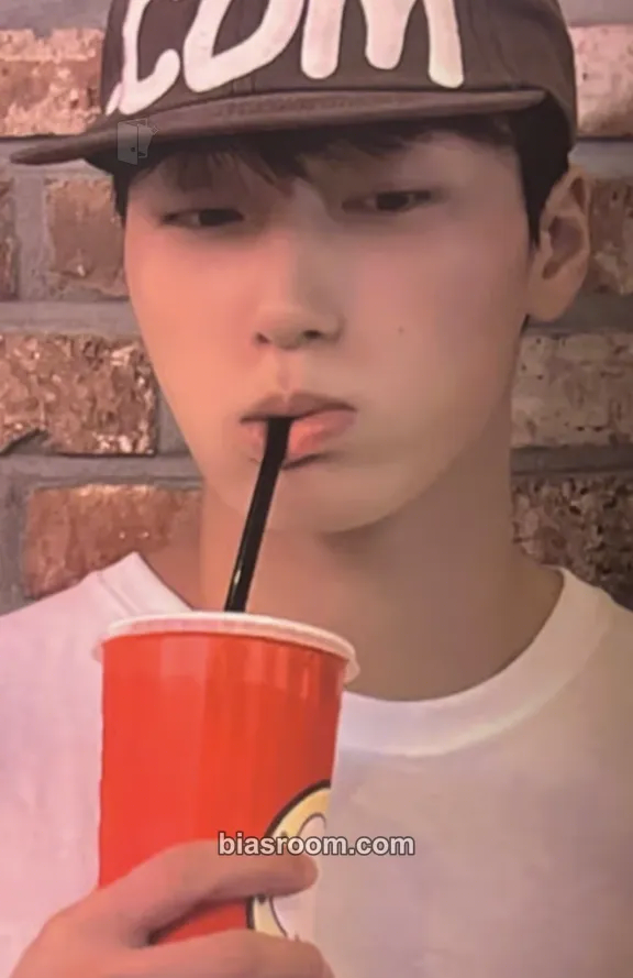 San GOLDEN HOUR : Part.4 Photocard - ATEEZ - ATEEZ K-pop photocard