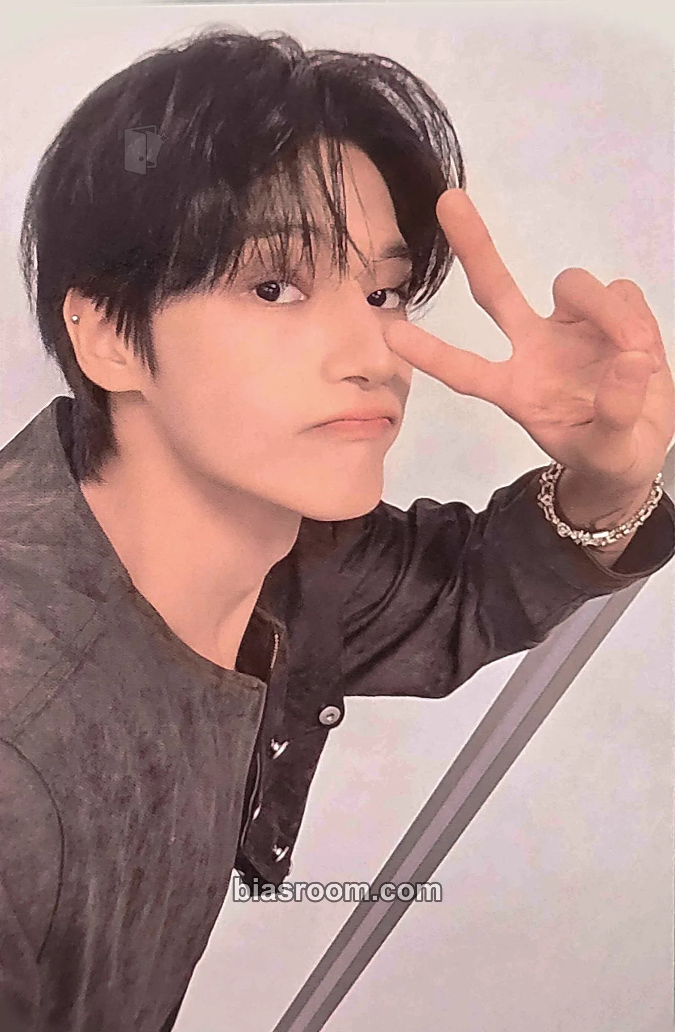 Wooyoung GOLDEN HOUR : Part.4 Photocard - ATEEZ - ATEEZ K-pop photocard