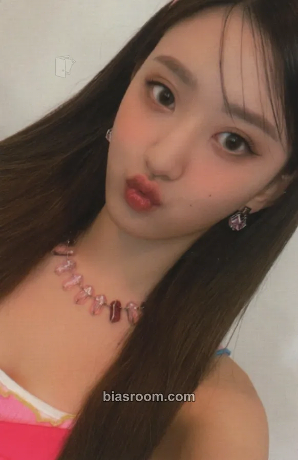 Hwiseo 500 Days Pop-Up Store Photocard - H1-KEY - H1-KEY K-pop photocard