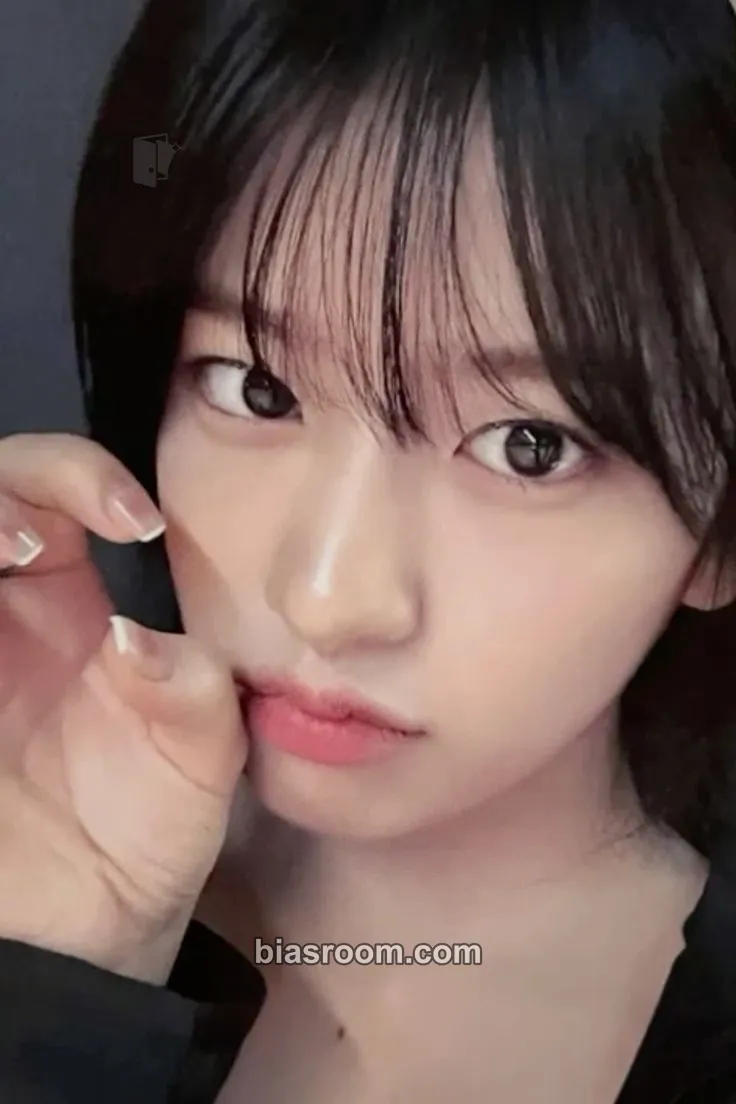 Yujin I've Mine Photocard - IVE - IVE K-pop photocard