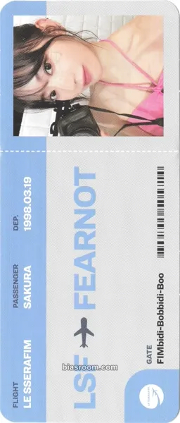 Sakura Leniverse Photobook: 'FIMbidi-Bobbidi-Boo' Photocard - LE SSERAFIM - LE SSERAFIM K-pop photocard