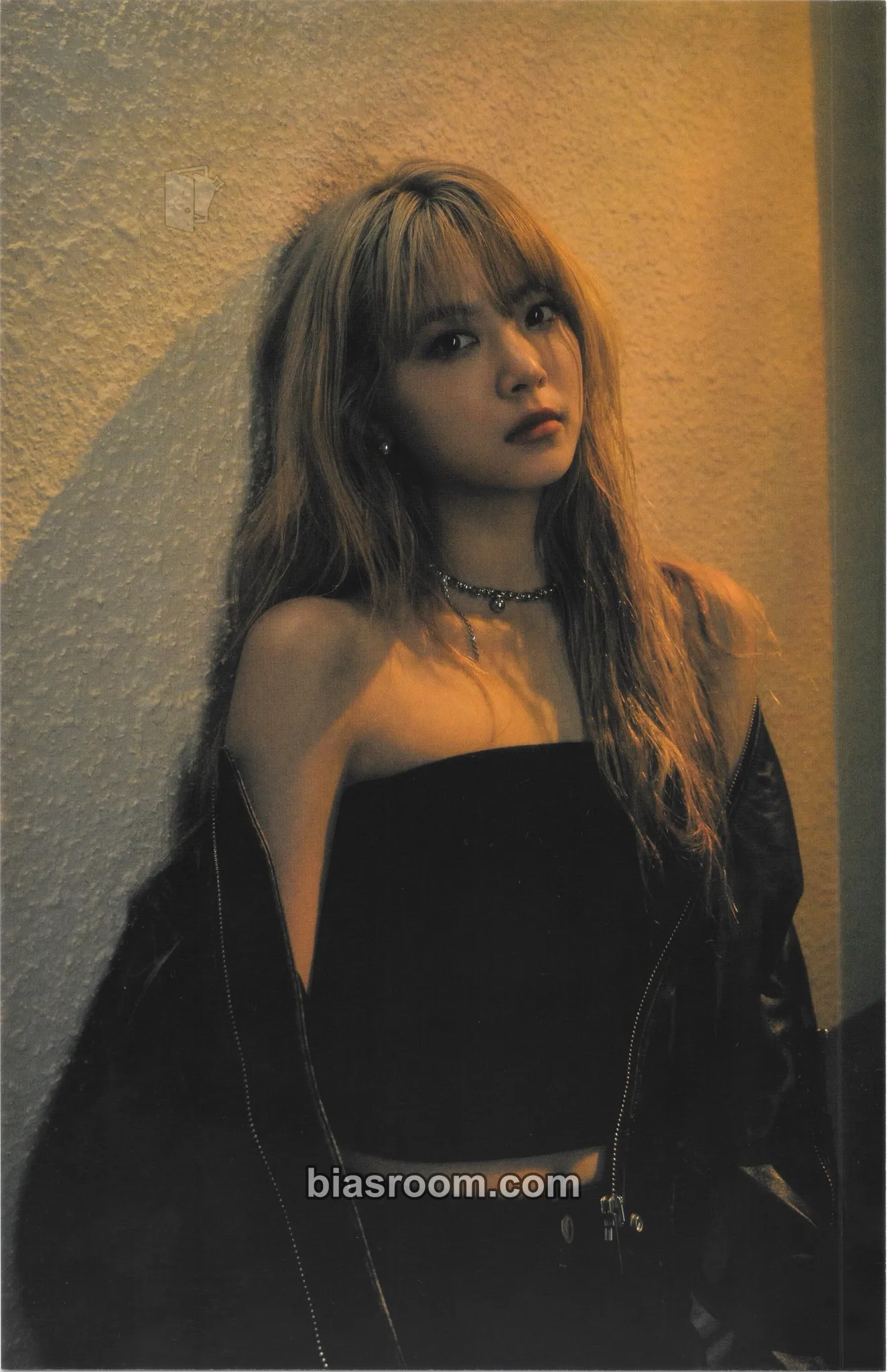 Hong Eunchae 2024 Season's Greetings Photocard - LE SSERAFIM - LE SSERAFIM K-pop photocard