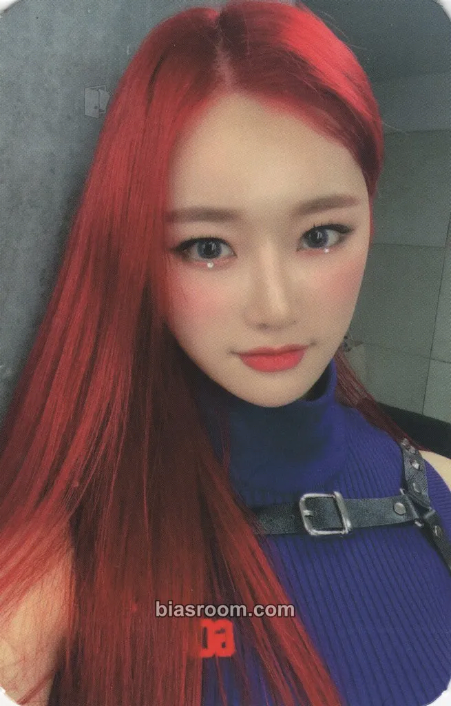 U_Chae (Dajeong) Fairy Forest: Bravery Photocard - PIXY - PIXY K-pop photocard