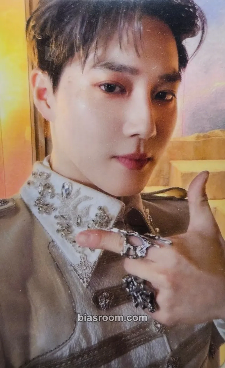 Suho REVERXE Photocard - EXO - EXO K-pop photocard