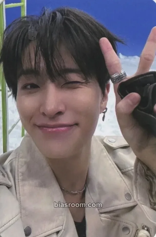GOT7 - Youngjae - WINTER HEPTAGON Album pob (pre-order benefit) yes24
