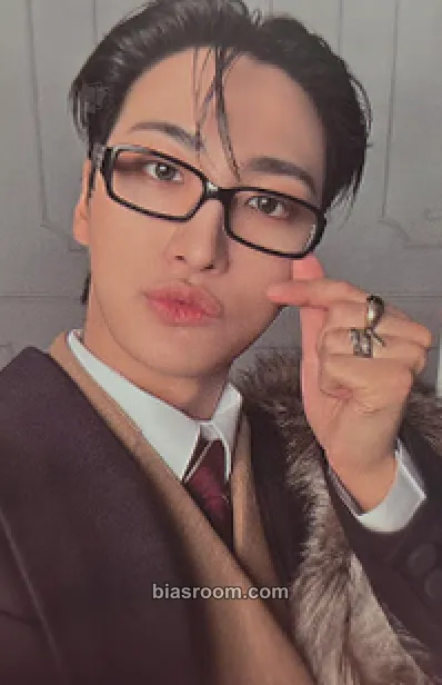 Seonghwa GOLDEN HOUR : Part.4 Photocard - ATEEZ - ATEEZ K-pop photocard