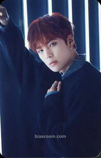 Minhyuk Hero Photocard - MONSTA X - MONSTA X K-pop photocard