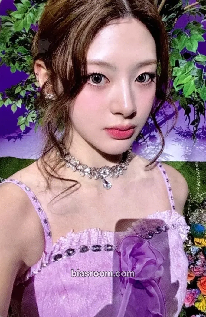 Seeun STAY TUNED World Tour Photocard - STAYC - STAYC K-pop photocard