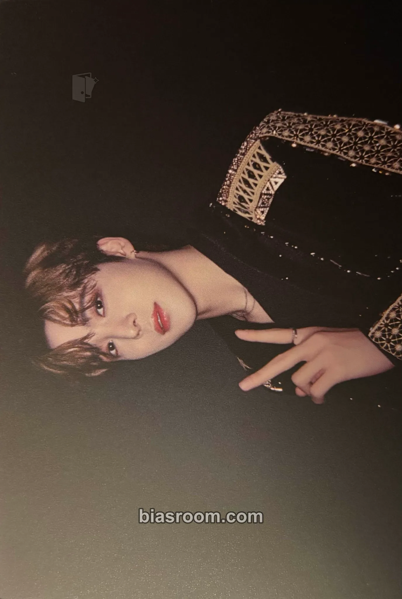 Yunho THE WORLD : TO THE END Photocard - ATEEZ - ATEEZ K-pop photocard