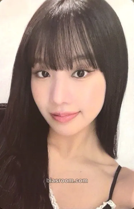 Natty KISS OF LIFE - 1ST WORLD TOUR 'KISS ROAD' IN NORTH AMERICA TOUR-LOG Photocard - KISS OF LIFE - KISS OF LIFE K-pop photocard