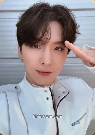 Kihyun 2026 World Tour - Nexus Photocard - MONSTA X - MONSTA X K-pop photocard