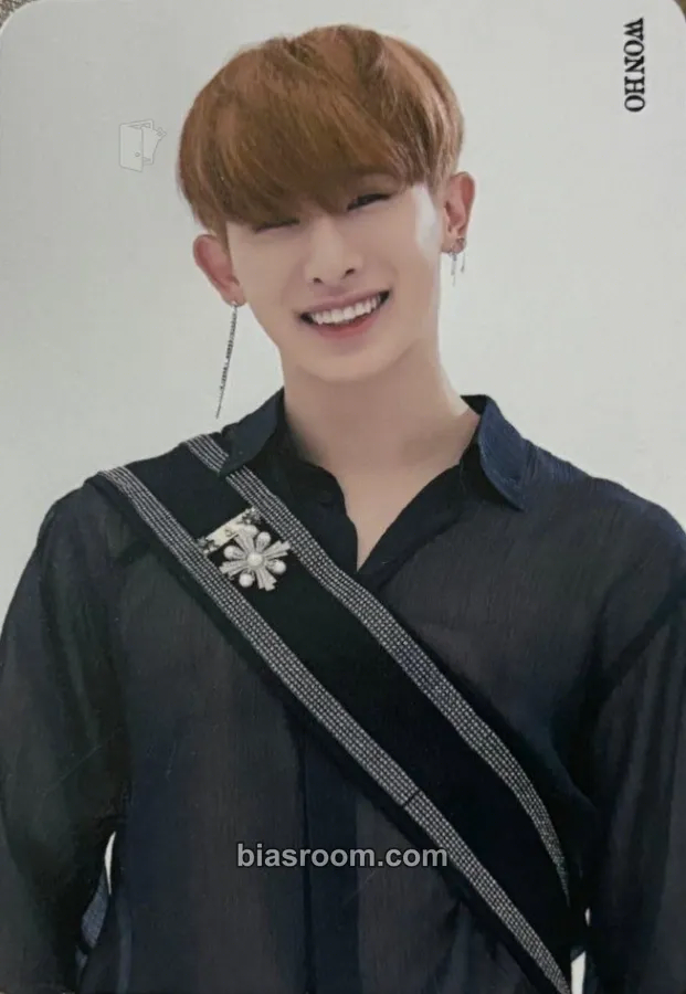 Wonho THE GAME : MX KINGDOM Photocard - MONSTA X - MONSTA X K-pop photocard