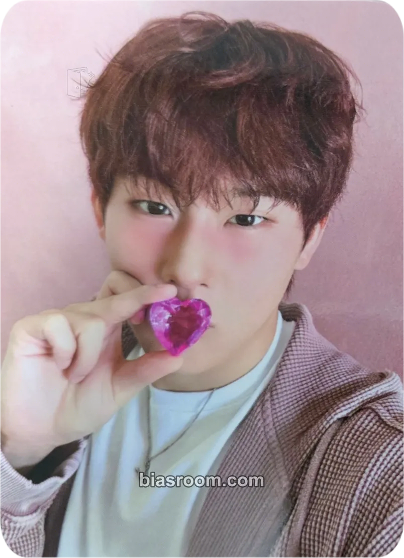 Joohoney 2026 Season's Greetings - Love Formula Monbebe Photocard - MONSTA X - MONSTA X K-pop photocard