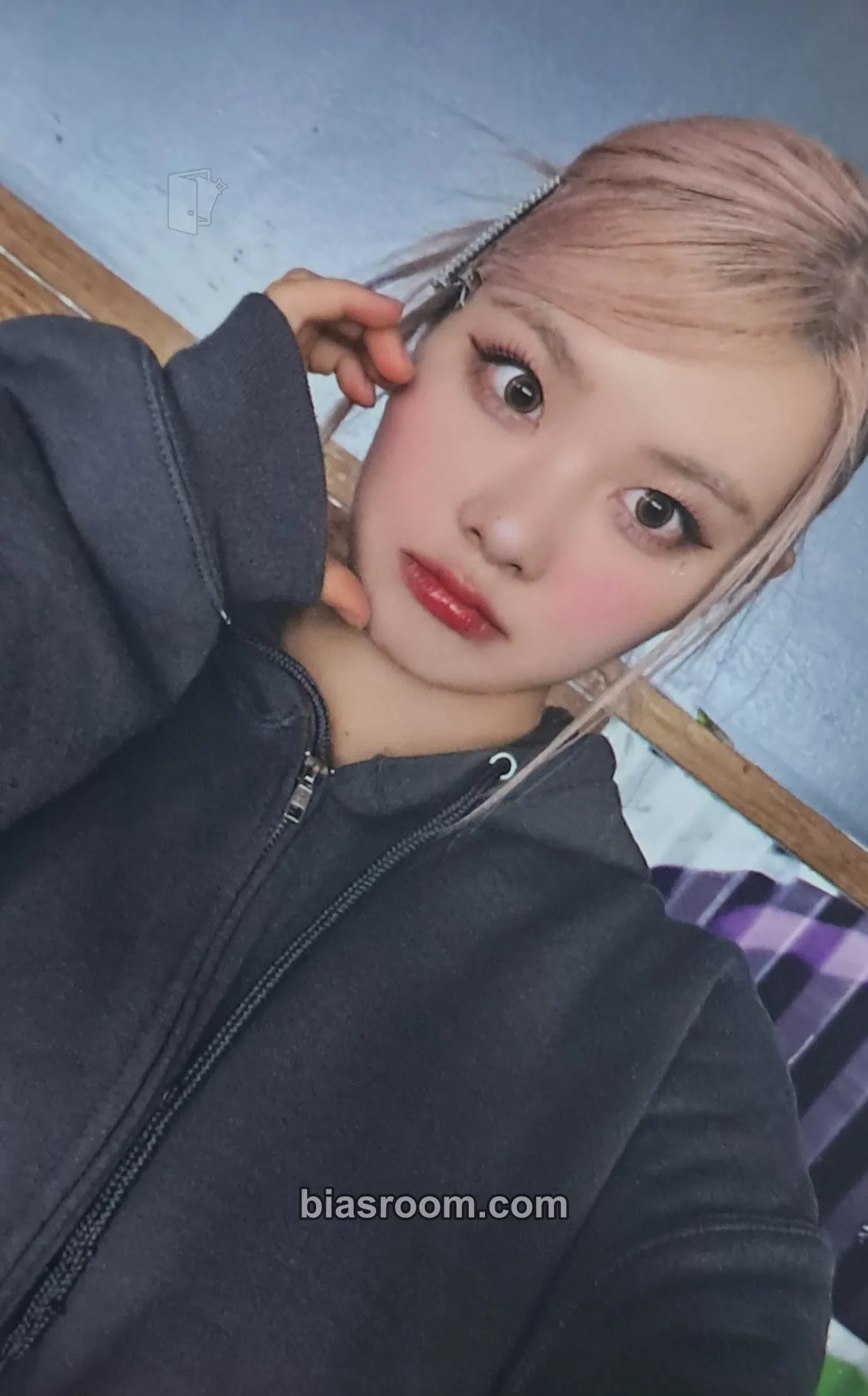 Swan 2023 'FESTA' Tour Photocard - PURPLE KISS - PURPLE KISS K-pop photocard