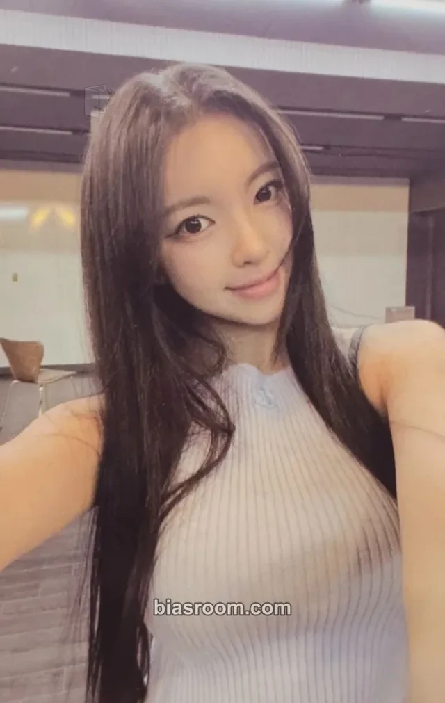 VVS - Brittney - D.I.M.M Album album photocard
