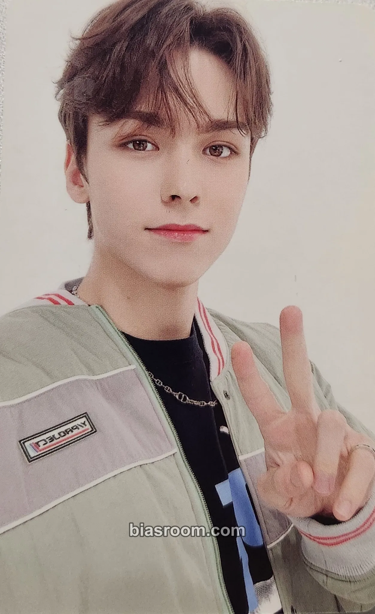 Vernon 2022 Season's Greetings Photocard - SEVENTEEN - SEVENTEEN K-pop photocard