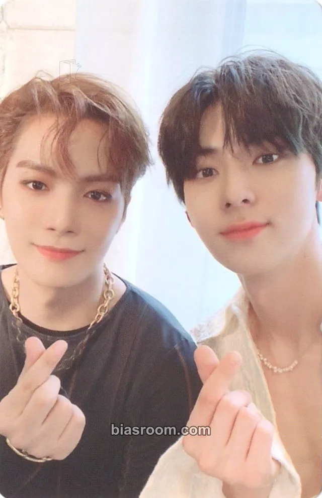 Romanticize Photocard - NU'EST - NU'EST K-pop photocard