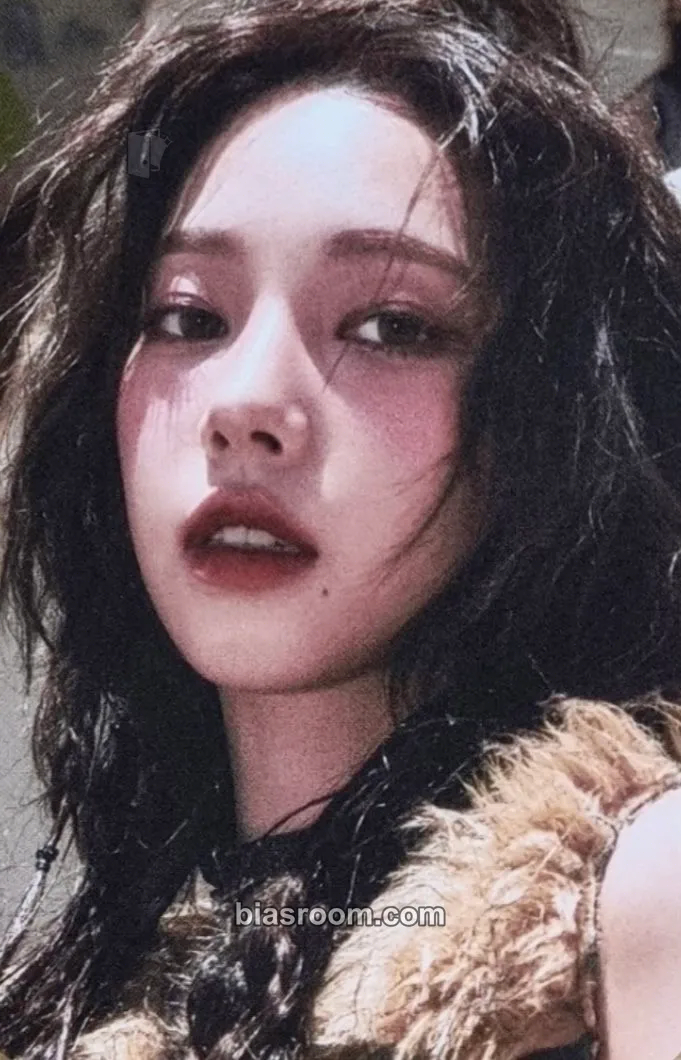 Karina Rich Man Photocard - aespa - aespa K-pop photocard
