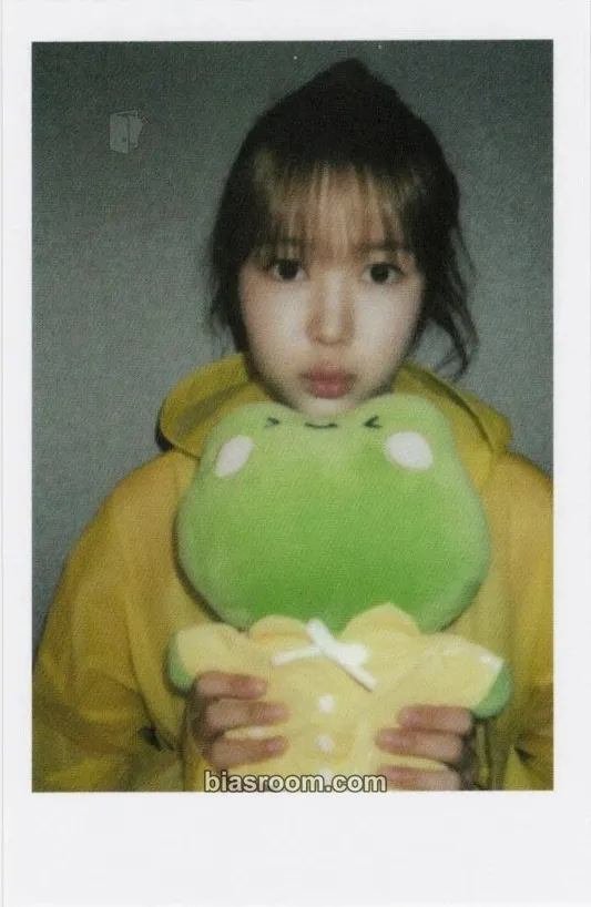 Ye-on STYLE Photocard - Hearts2Hearts - Hearts2Hearts K-pop photocard