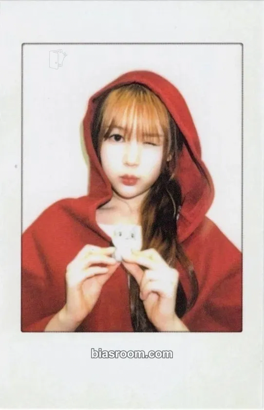 Ye-on STYLE Photocard - Hearts2Hearts - Hearts2Hearts K-pop photocard