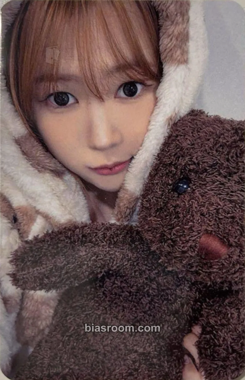 Ye-on STYLE Photocard - Hearts2Hearts - Hearts2Hearts K-pop photocard