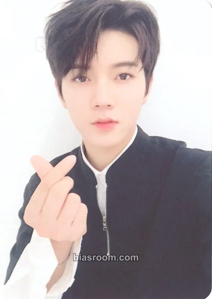 Ren W, Here Photocard - NU'EST - NU'EST K-pop photocard