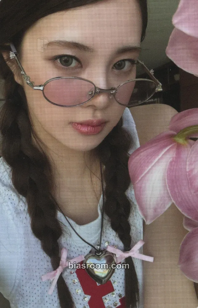 A’Mei The A(e)nd Photocard - Cosmosy - Cosmosy K-pop photocard
