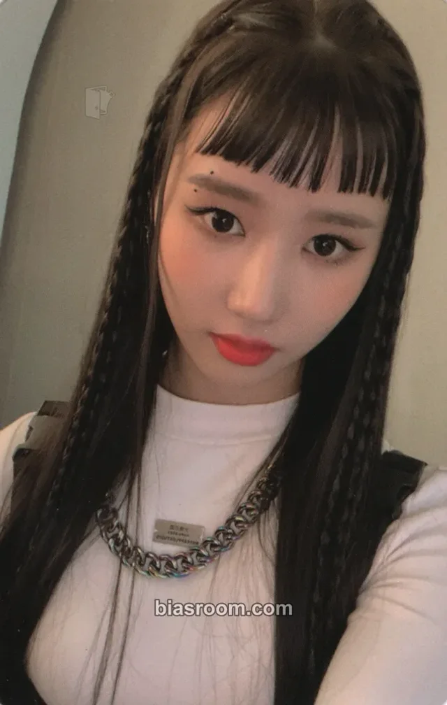 Hot Issue - Issue Maker Album album photocard