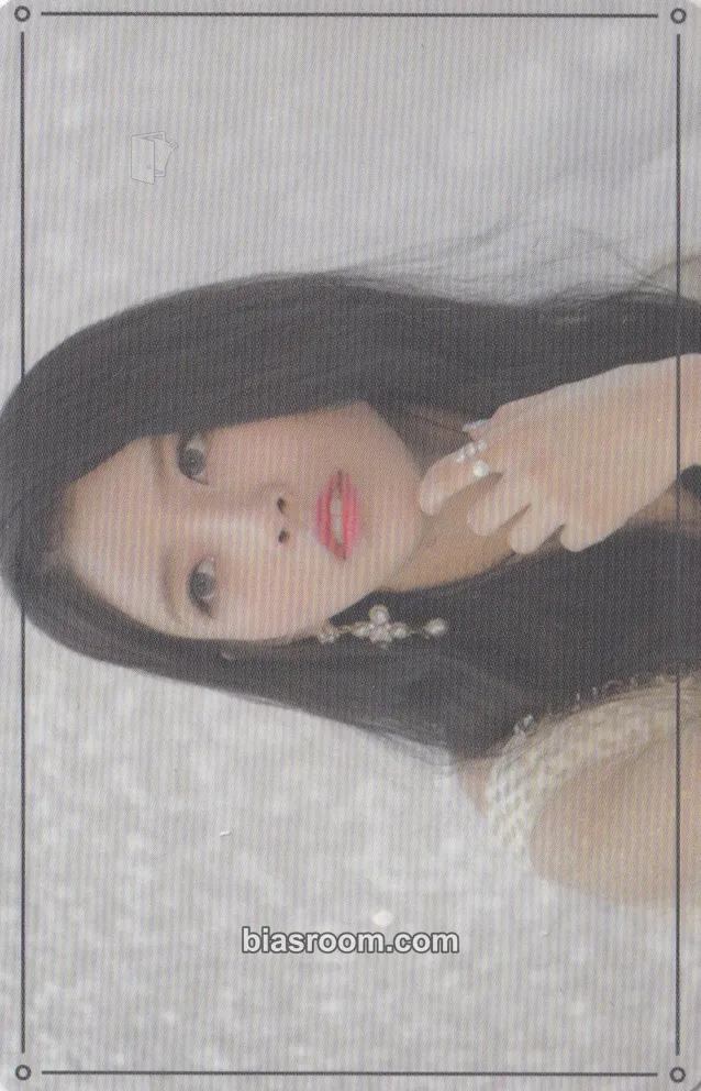 Mijoo Fall in Lovelyz Photocard - Lovelyz - Lovelyz K-pop photocard